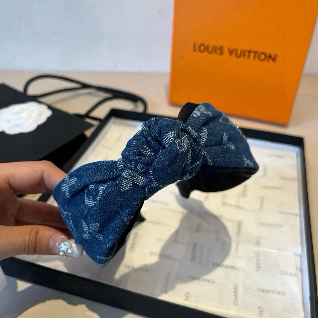 🆕

Lv路易威登老花牛仔发箍