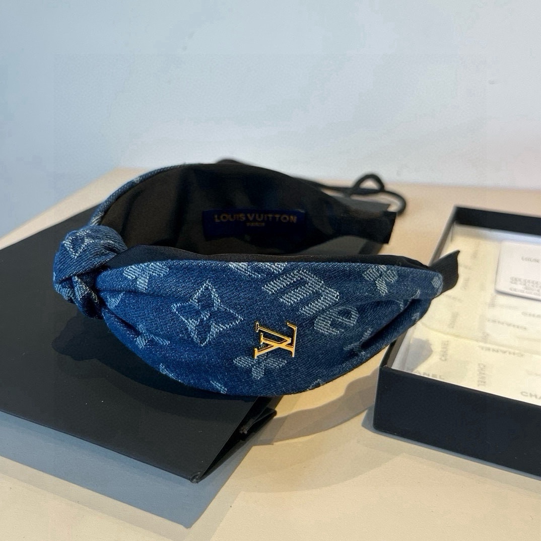 🆕

Lv路易威登老花牛仔发箍