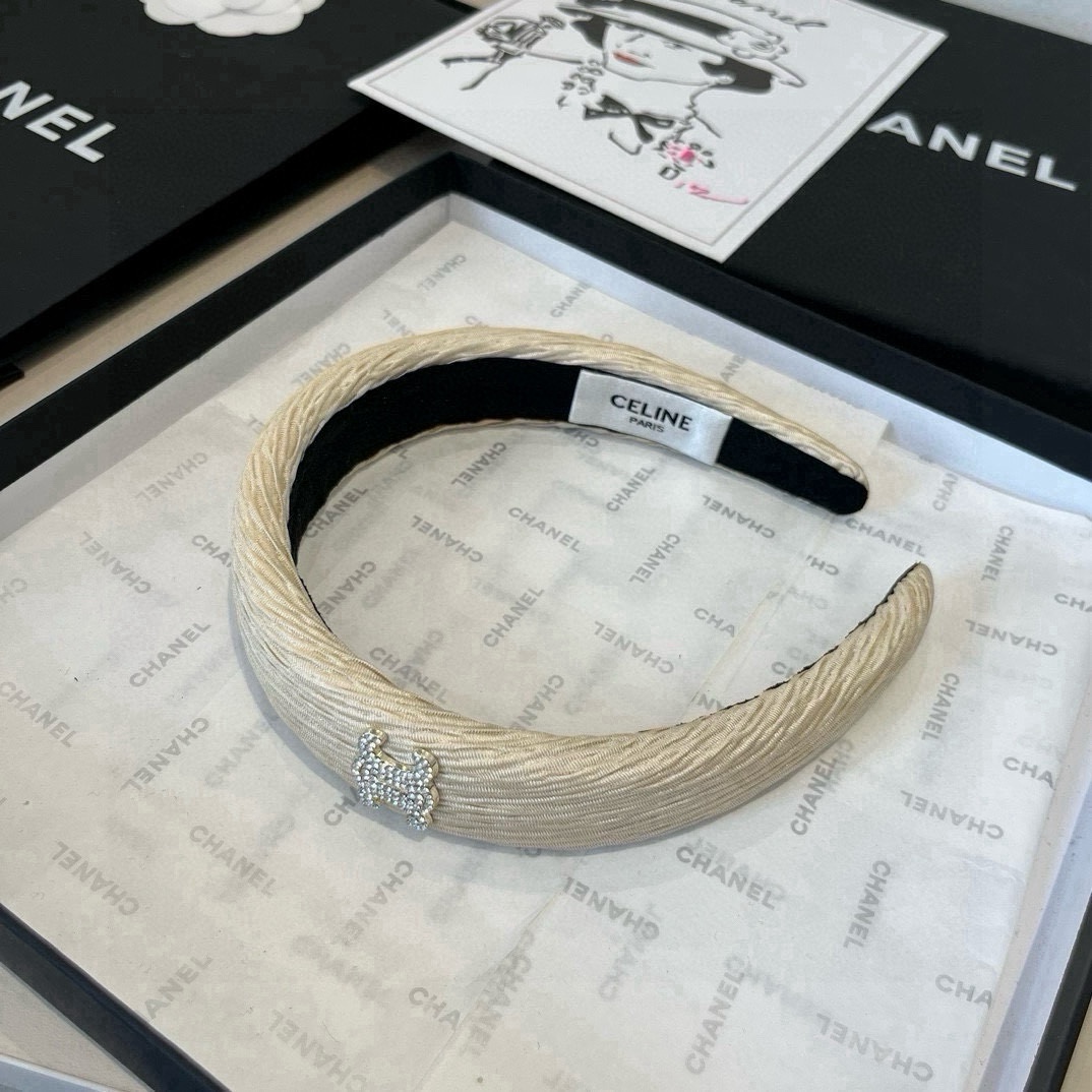 🆕

Celine赛琳新款发箍