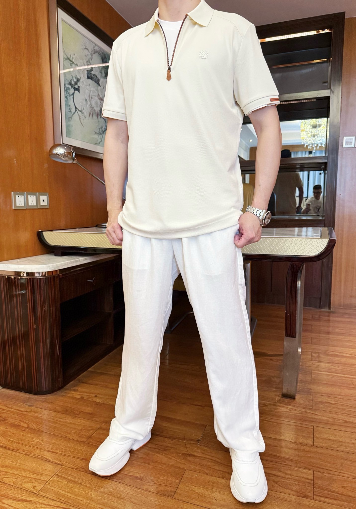 NO:472325,Jenia-2025 counter latest hot-selling Polo, hot-selling items in European and American counters!  Selected Italian imported fine cotton with the latest contrasting striped design, the exquisite Z logo on the chest and customized buttons are elegant and fashionable, and the upper body effect is needless to say. The code number M-3XL (model 173/130 wears M, with Hong Kong Lane Crawford gift box packaging), zegna, alexander wang19860909杰尼亚-2025专柜最新爆款Polo出货 欧美专柜热销单品！精选意大利进口精棉搭配最新的撞色条纹设计,胸前的精致大Z标志和定制纽扣雅致不失时尚 上身效果不用多说.码数M-3XL（模特173/130穿M,配香港连卡佛礼盒包装）,,zegna,alexander wang,Men's clothing