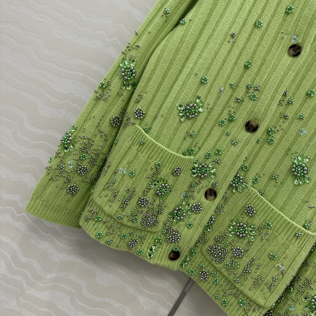 High-End Handmade Cashmere Wool Jacket with Beaded Details – American Academy Fung V - 图片 5