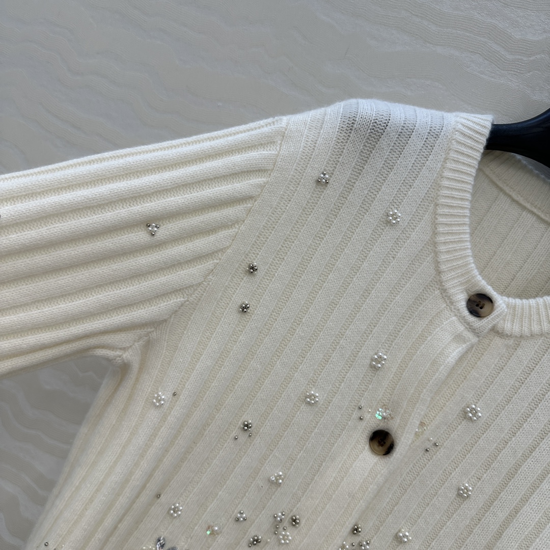Handmade Cashmere Wool Jacket – High-End Quality Control, Classic V-Color, American Academy Fung V, 100% Wool Import - 图片 4