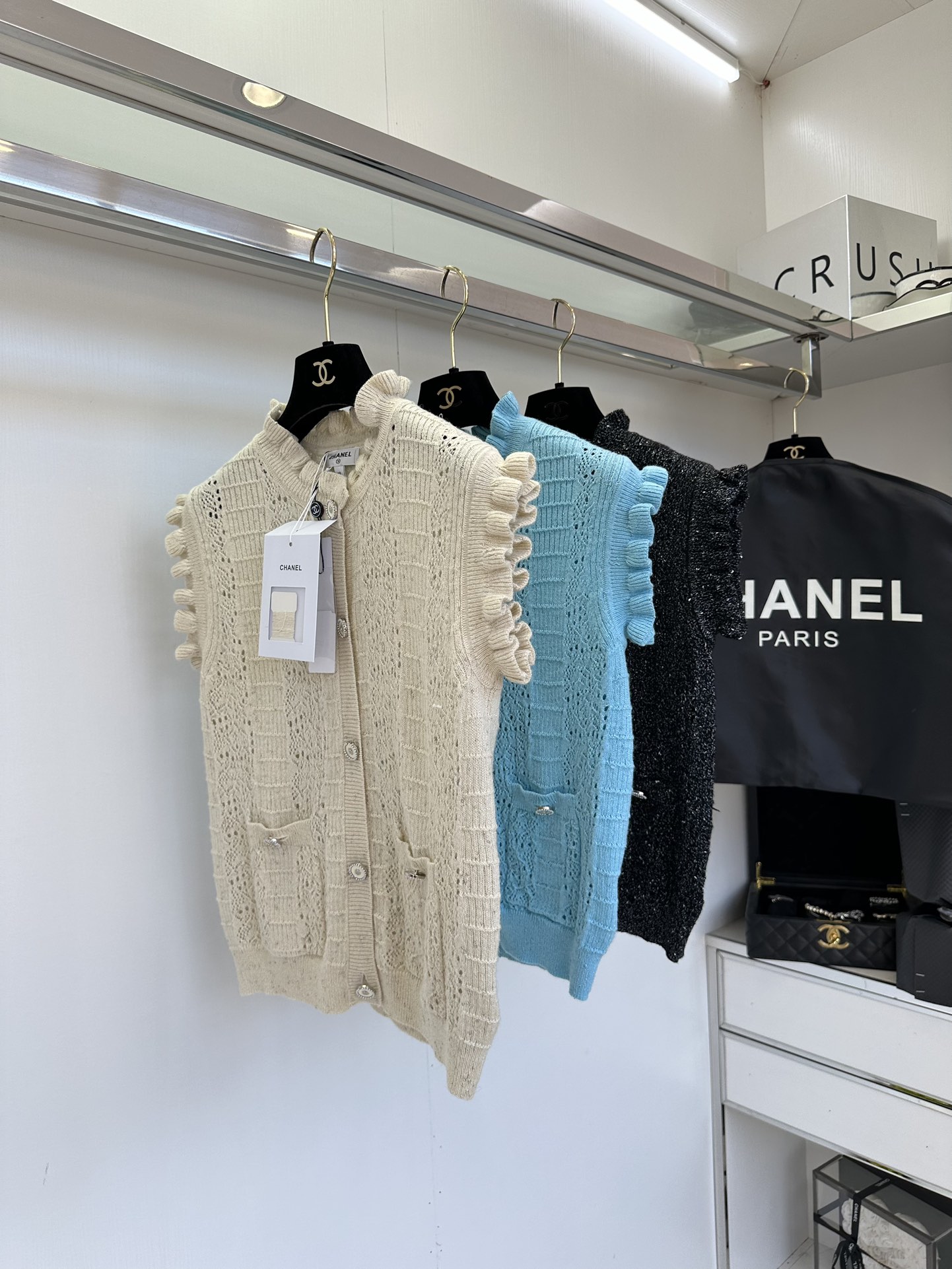 Elegant Knit Sweater with Ruffle Trim - Soft Wool Blend, Perfect for Any Occasion 3 i1753379130 1201 1