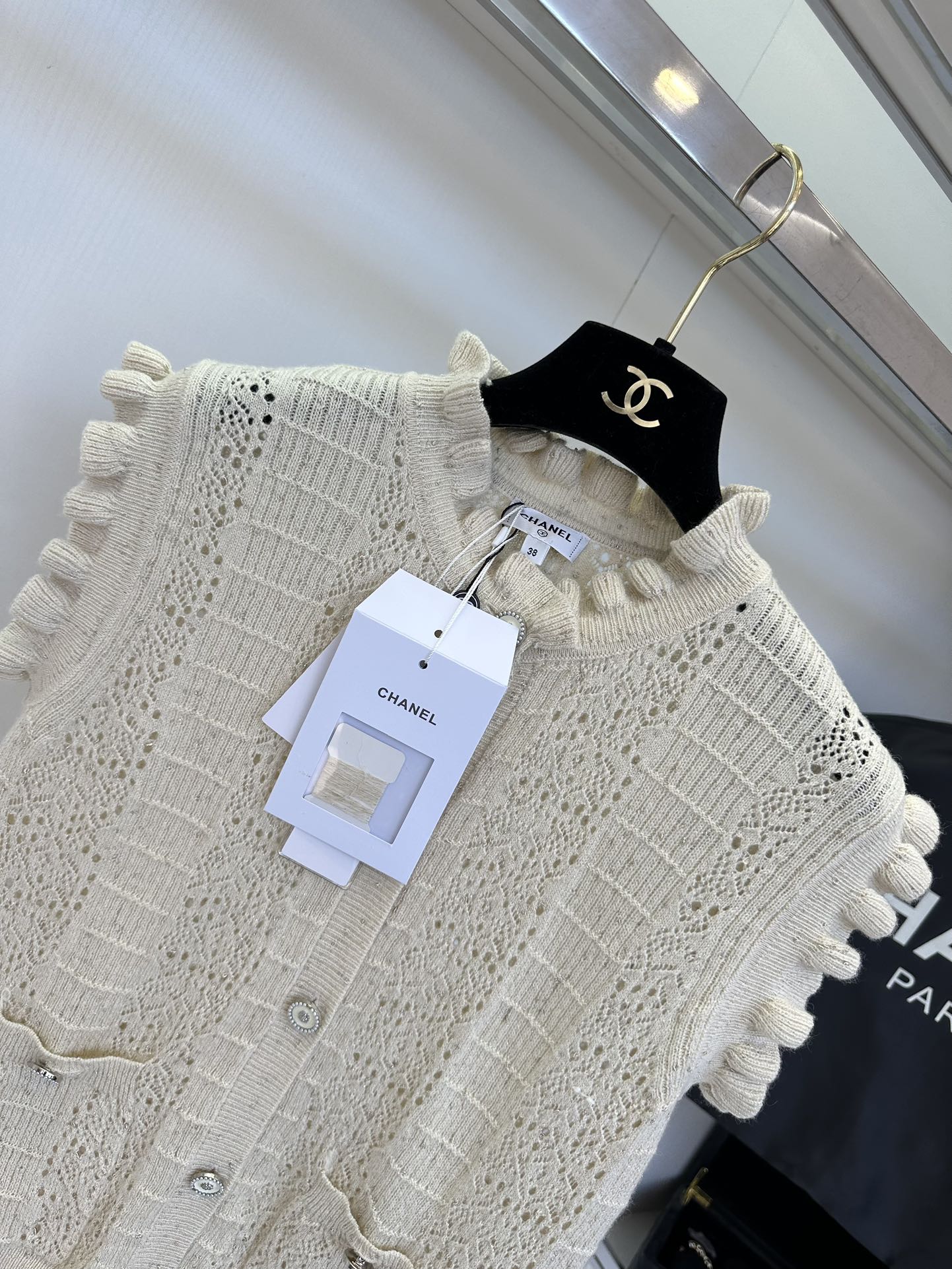 Elegant Knit Sweater with Ruffle Trim - Soft Wool Blend, Perfect for Any Occasion 8 i1753379130 6495 7
