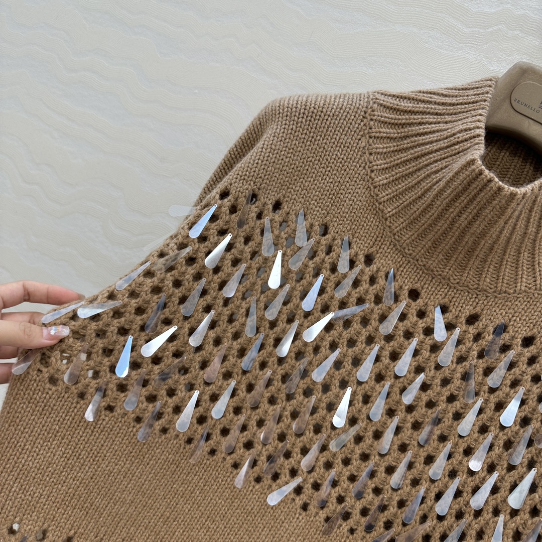 独家首发🍒高端原单品质！行走的高定 BC高智感穿搭！超重工的纯手工水滴珠片羊绒毛衣。进口羊绒纱线定位编织