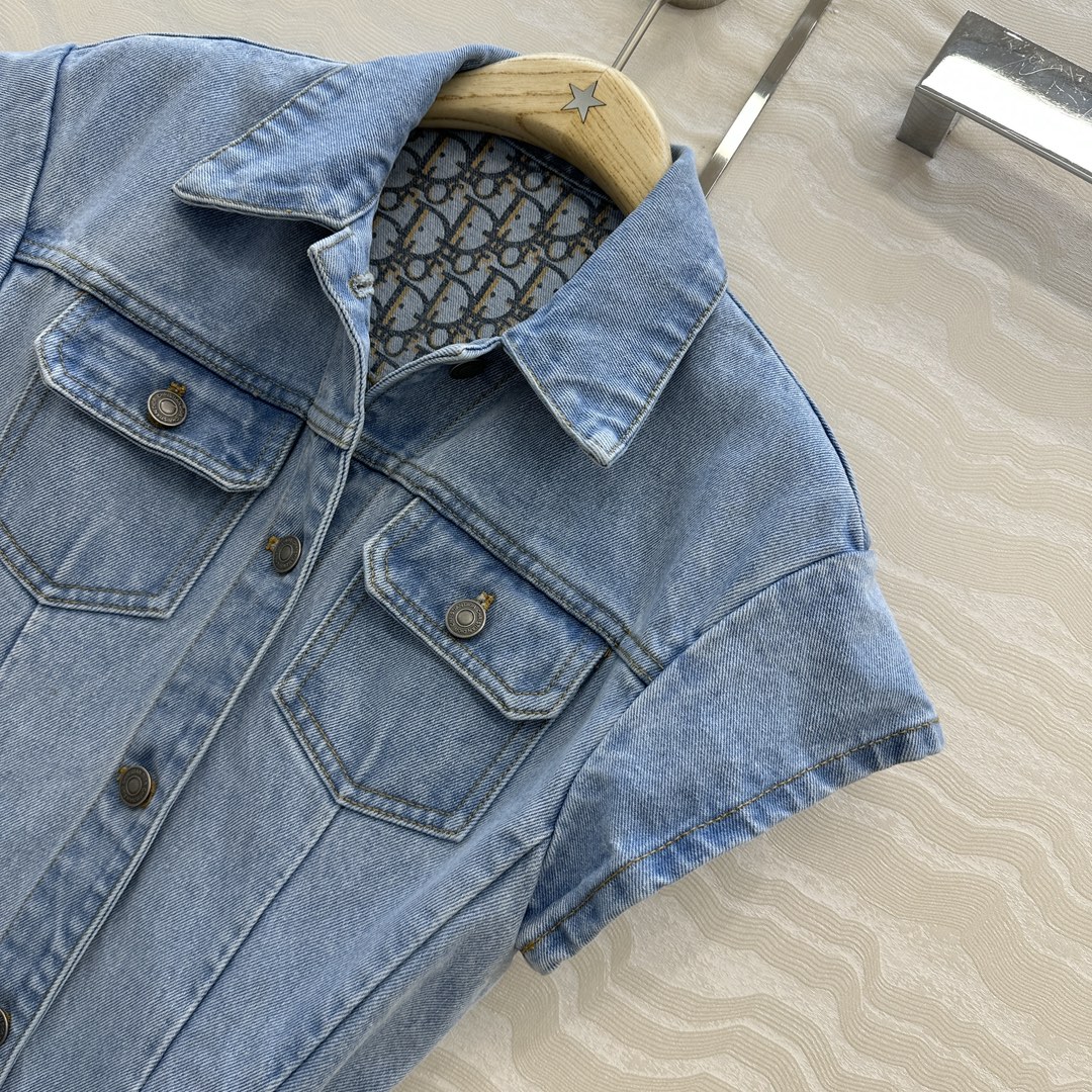 独家首发❤️高端原单品质🤞MissD新品老花洗水牛仔上连衣裙。原版定制复古怀旧洗水工艺高级又时髦！衣橱必