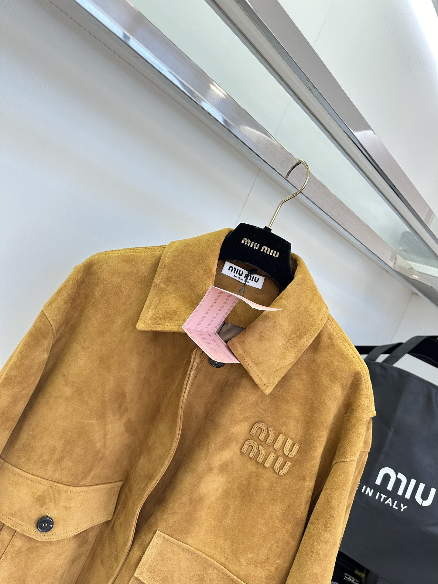 Miu Miu Shearling Suede Lambskin Jacket - Warm Brown, Small Collar 7 i1753431301 5433 5