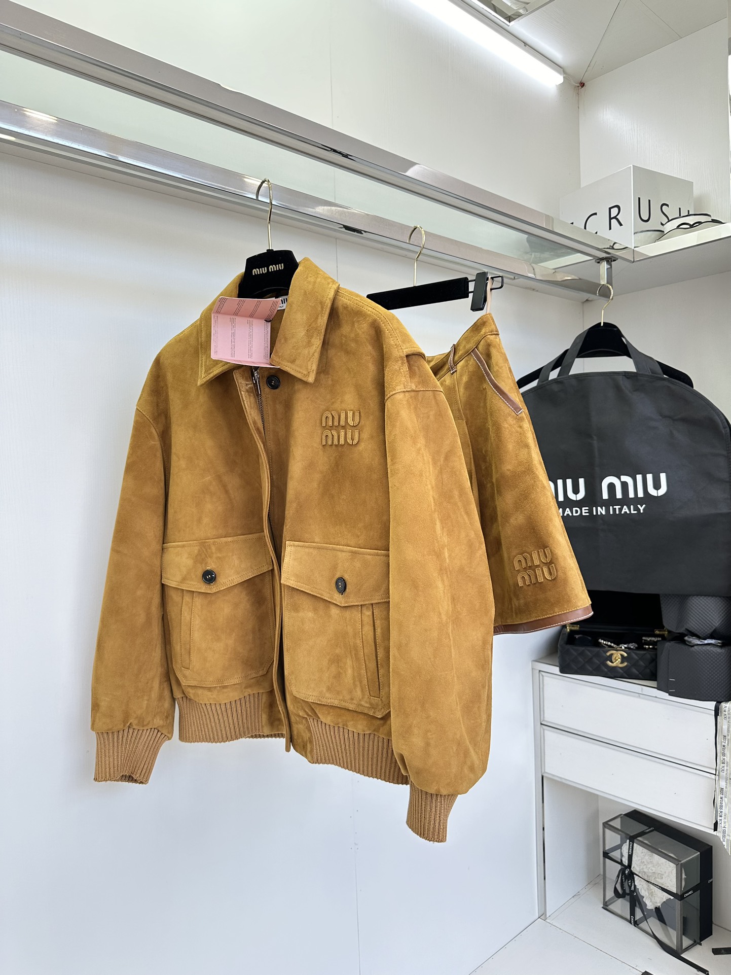 Miu Miu Shearling Suede Lambskin Jacket - Warm Brown, Small Collar 3 i1753431301 7312 1