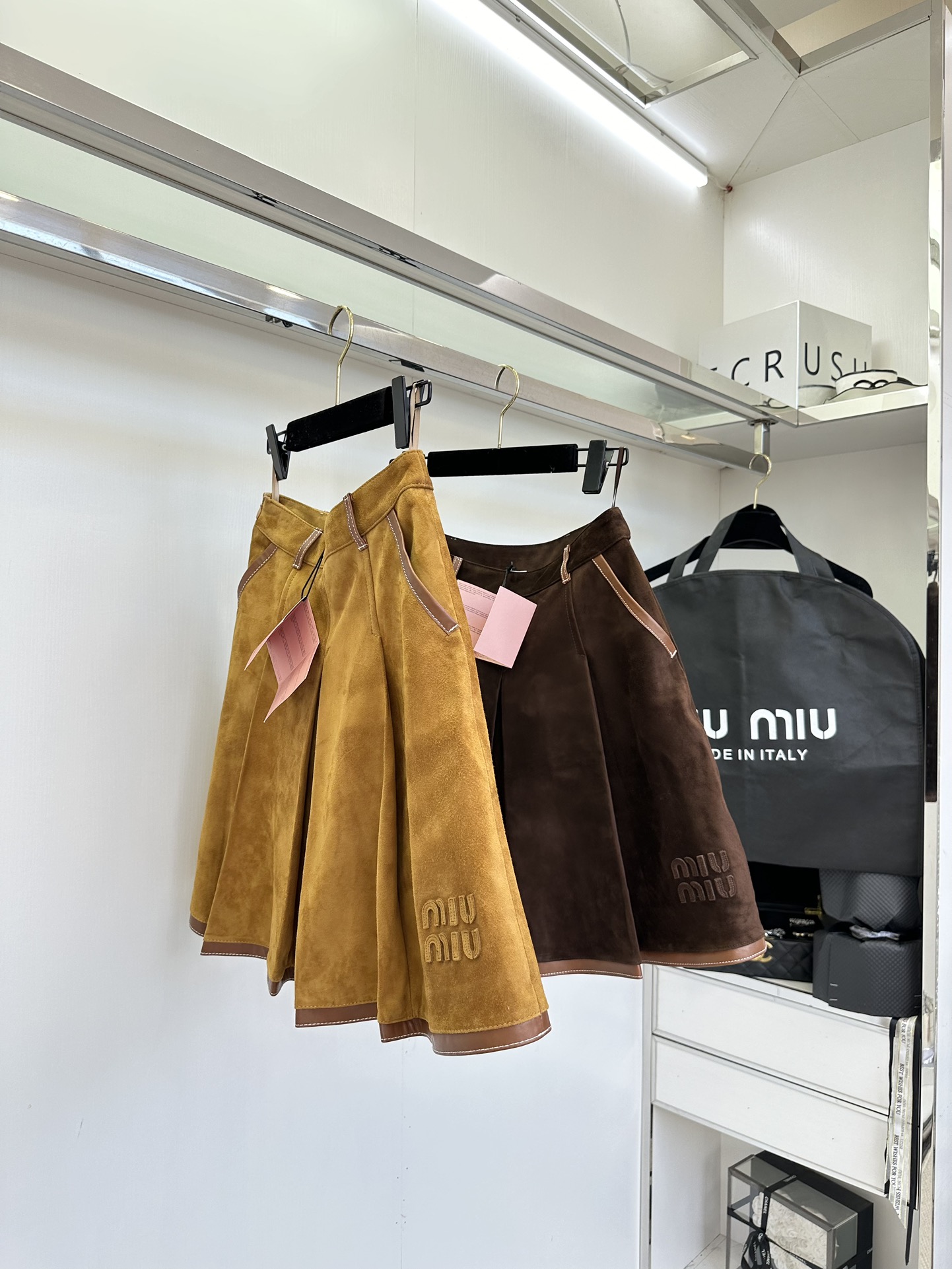 Miu Miu Suede Pleated Lambskin Skirt - Warm Brown, Knee Length, 2024 Collection 3 i1753431822 9051 1