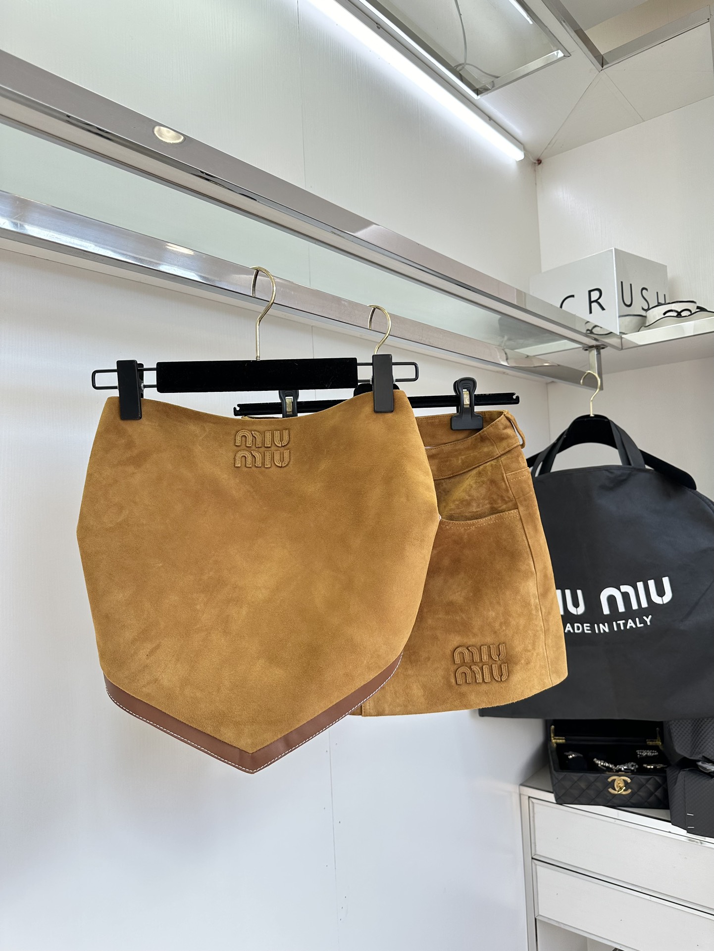 Miu Miu Suede Mini Skirt Set: Chic & Trendy Fall/Winter Style 2 i1753432729 6186 0