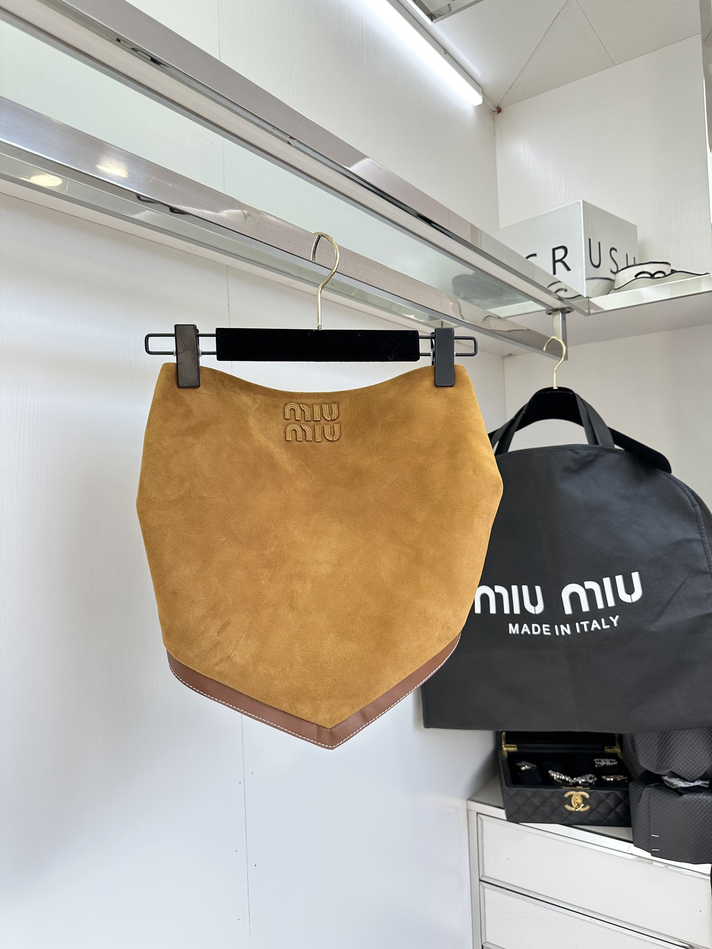 Miu Miu Suede Mini Skirt Set: Chic & Trendy Fall/Winter Style 4 i1753432729 6351 2