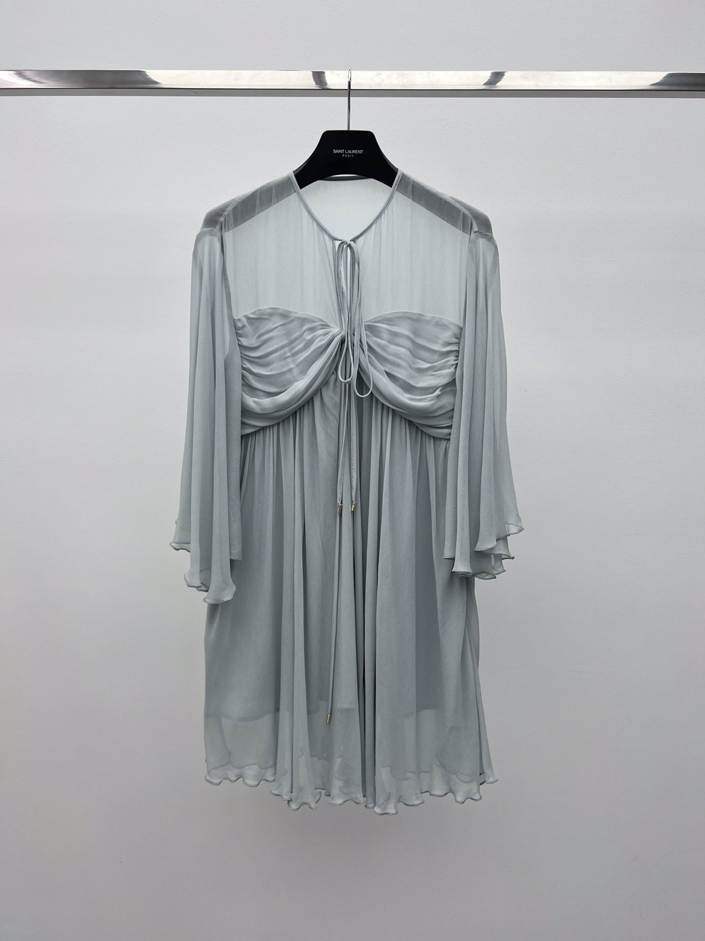 “Chloe Twilight Blue Dress: Soft Single-Rate Female Suit with Tie Details”