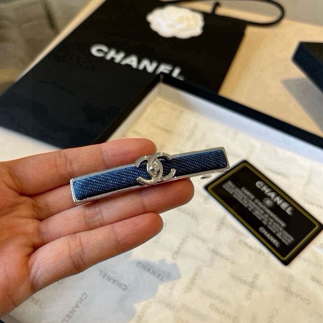 🆕《单个》


Chanel香奈儿发夹