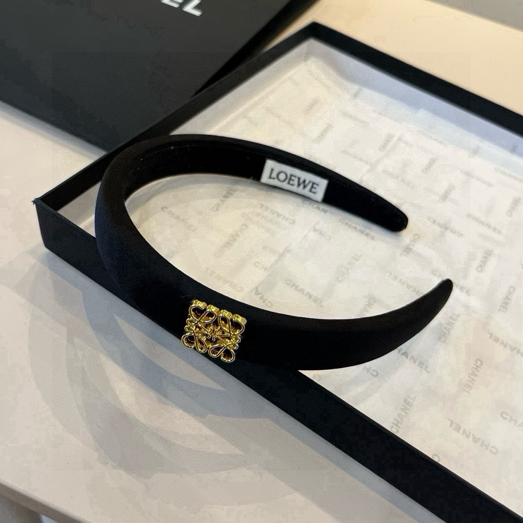 🆕

LOEWE罗意威发箍