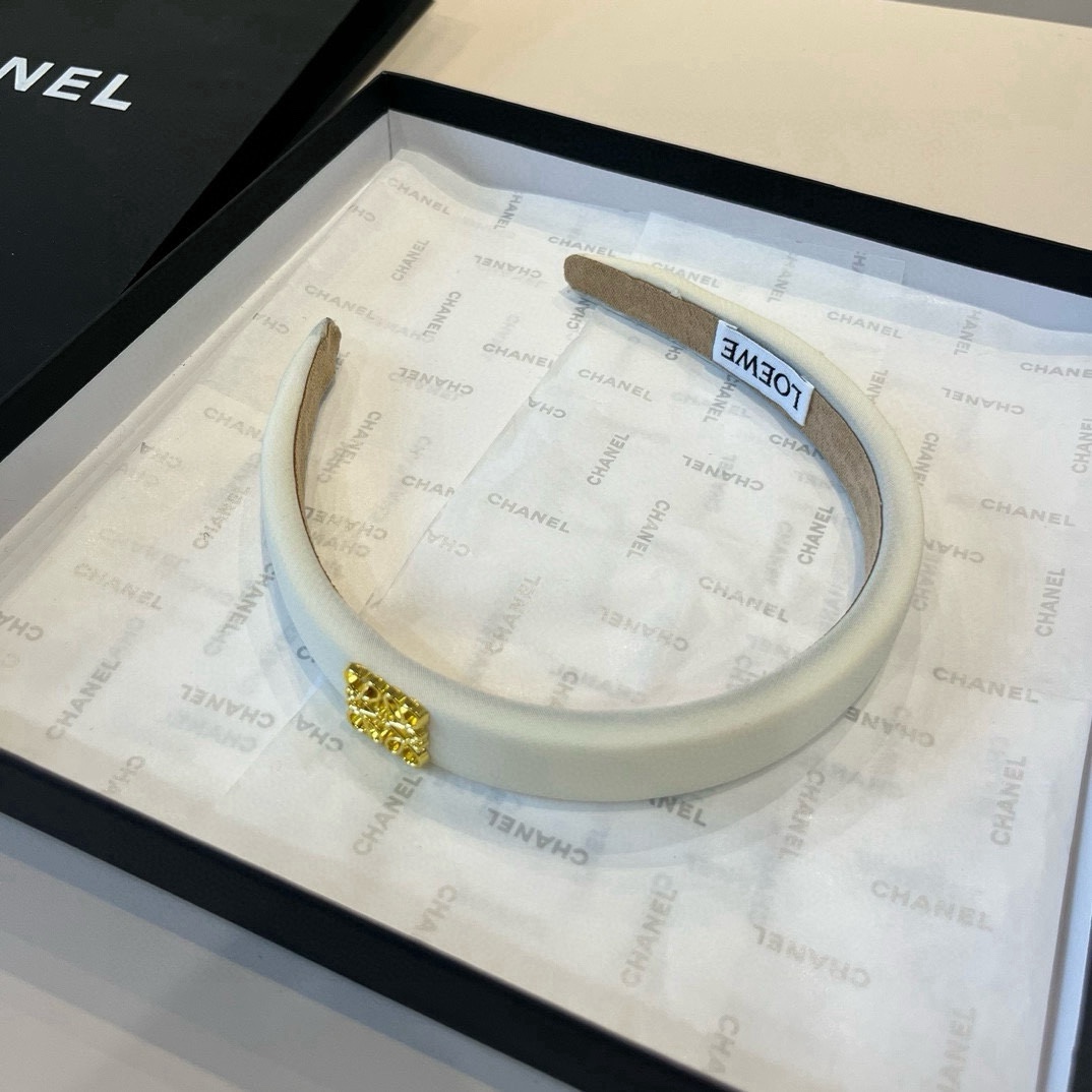 🆕

LOEWE罗意威发箍