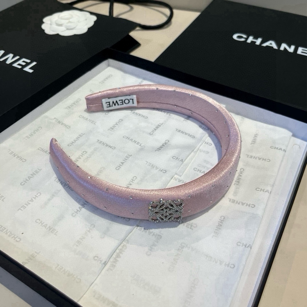 🆕

LOEWE罗意威发箍