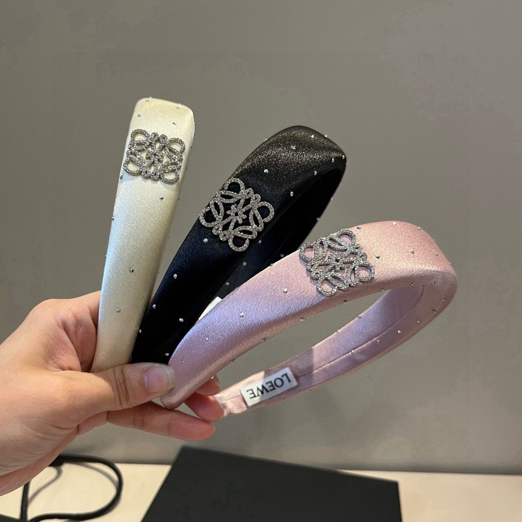 🆕

LOEWE罗意威发箍