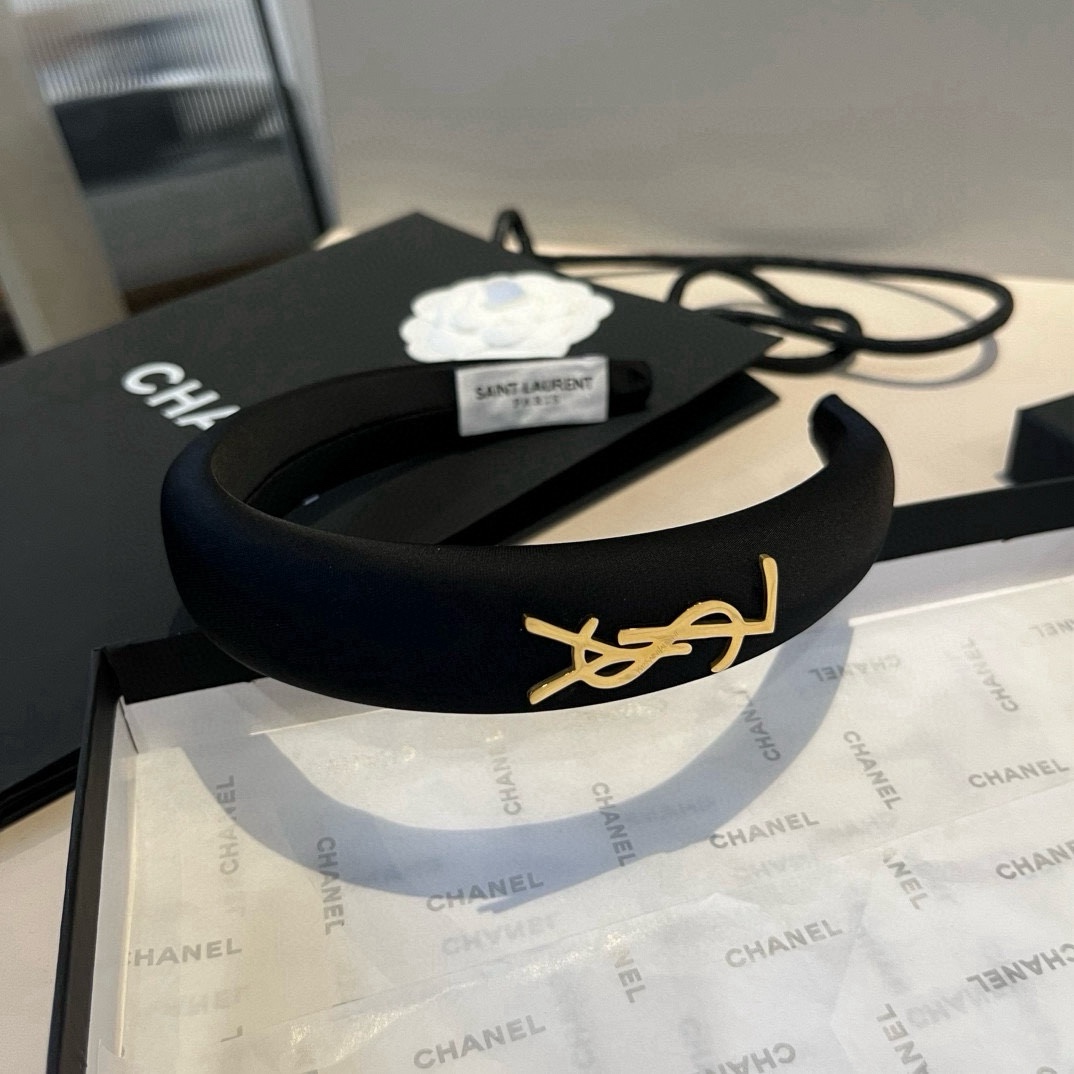 🆕

YSL圣罗兰新款发箍