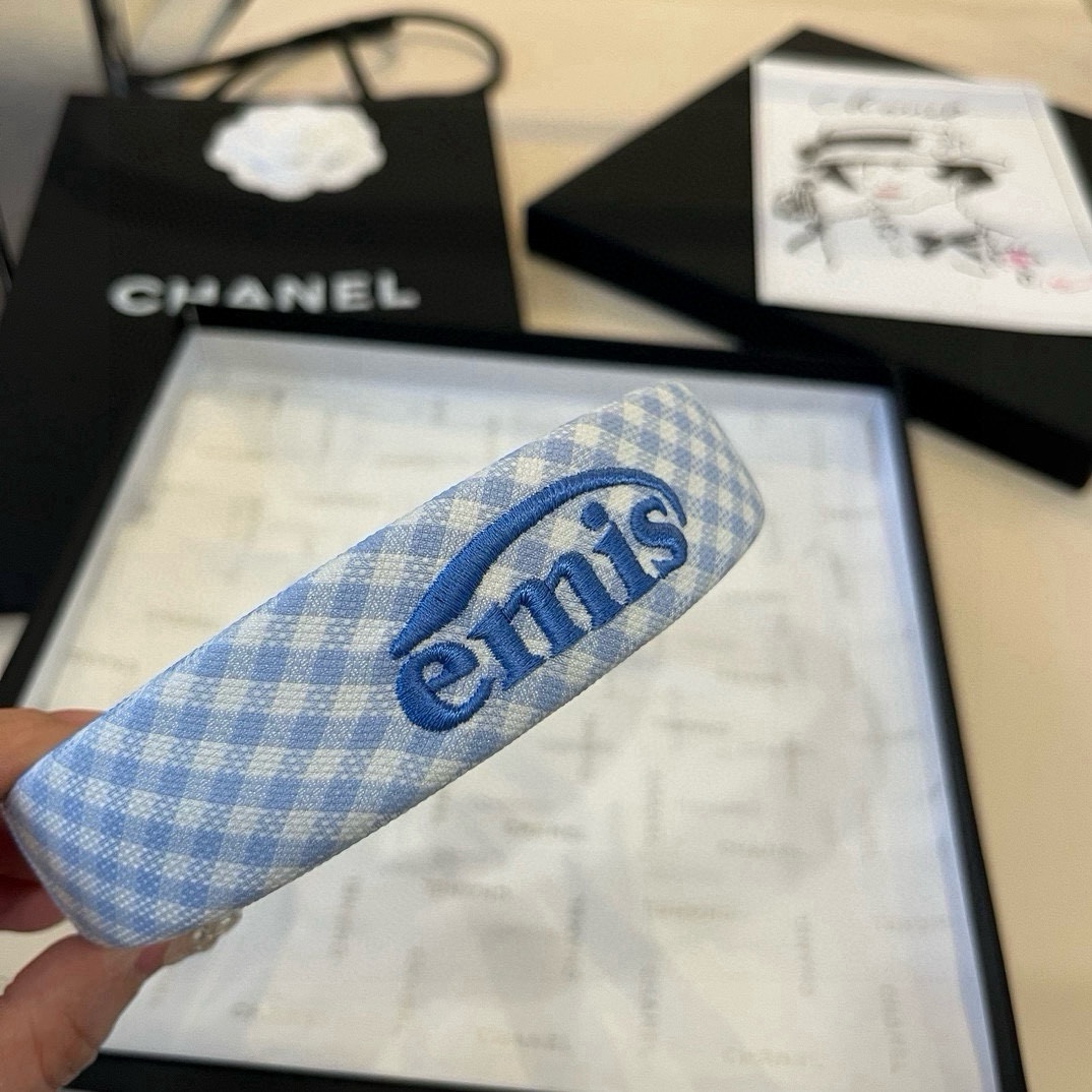 🆕

emis潮牌新款发箍