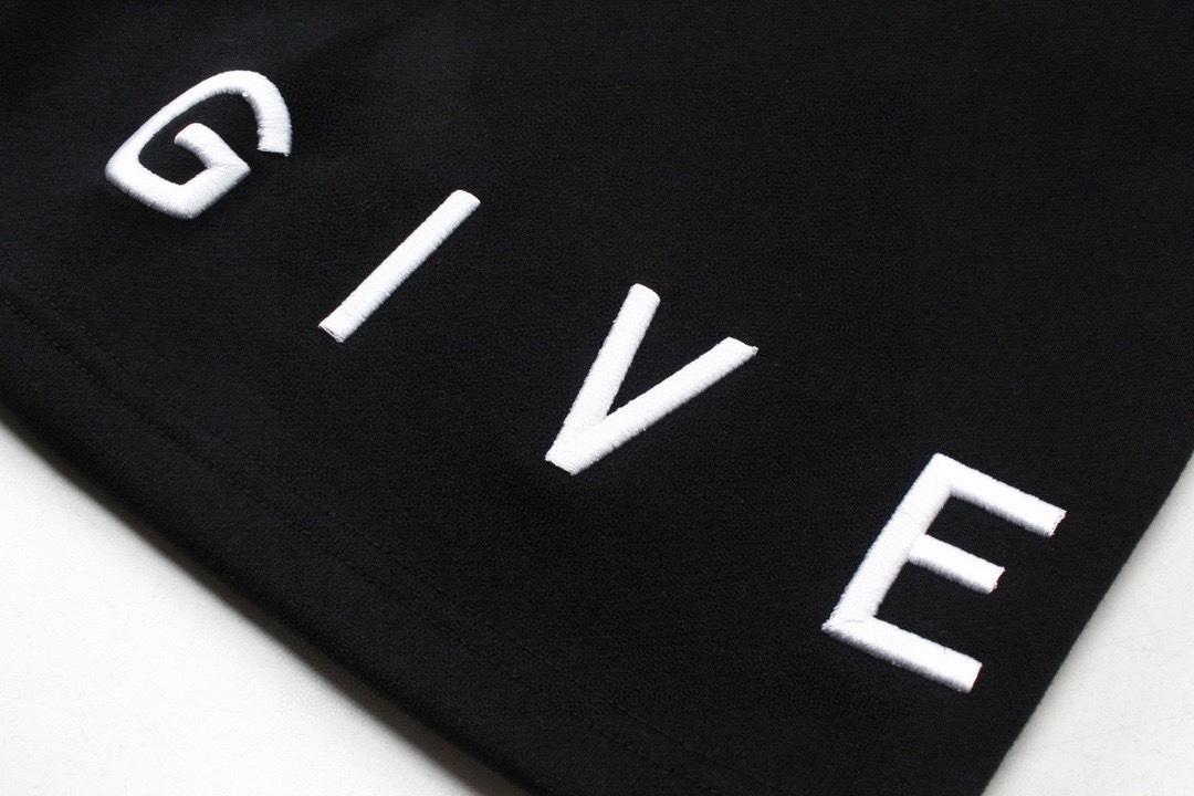 纪梵希/Givenchy 夏季新款 字母logo刺绣休闲短裤五分裤 黑色