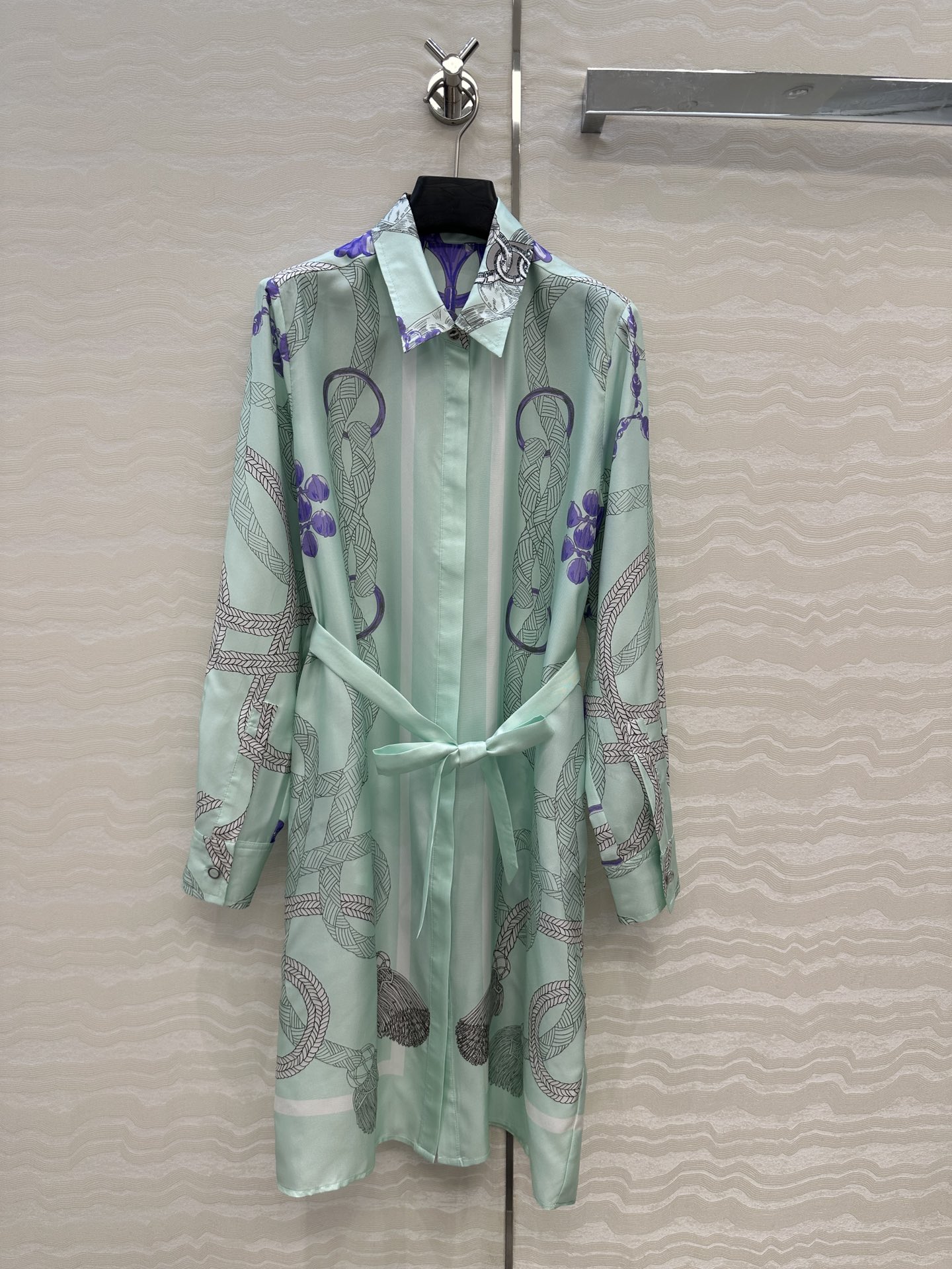 独家首发，原单品质💕 H系25s早秋新品衬衫领连衣裙！薄荷绿Palefroi Remix图案定位印花10