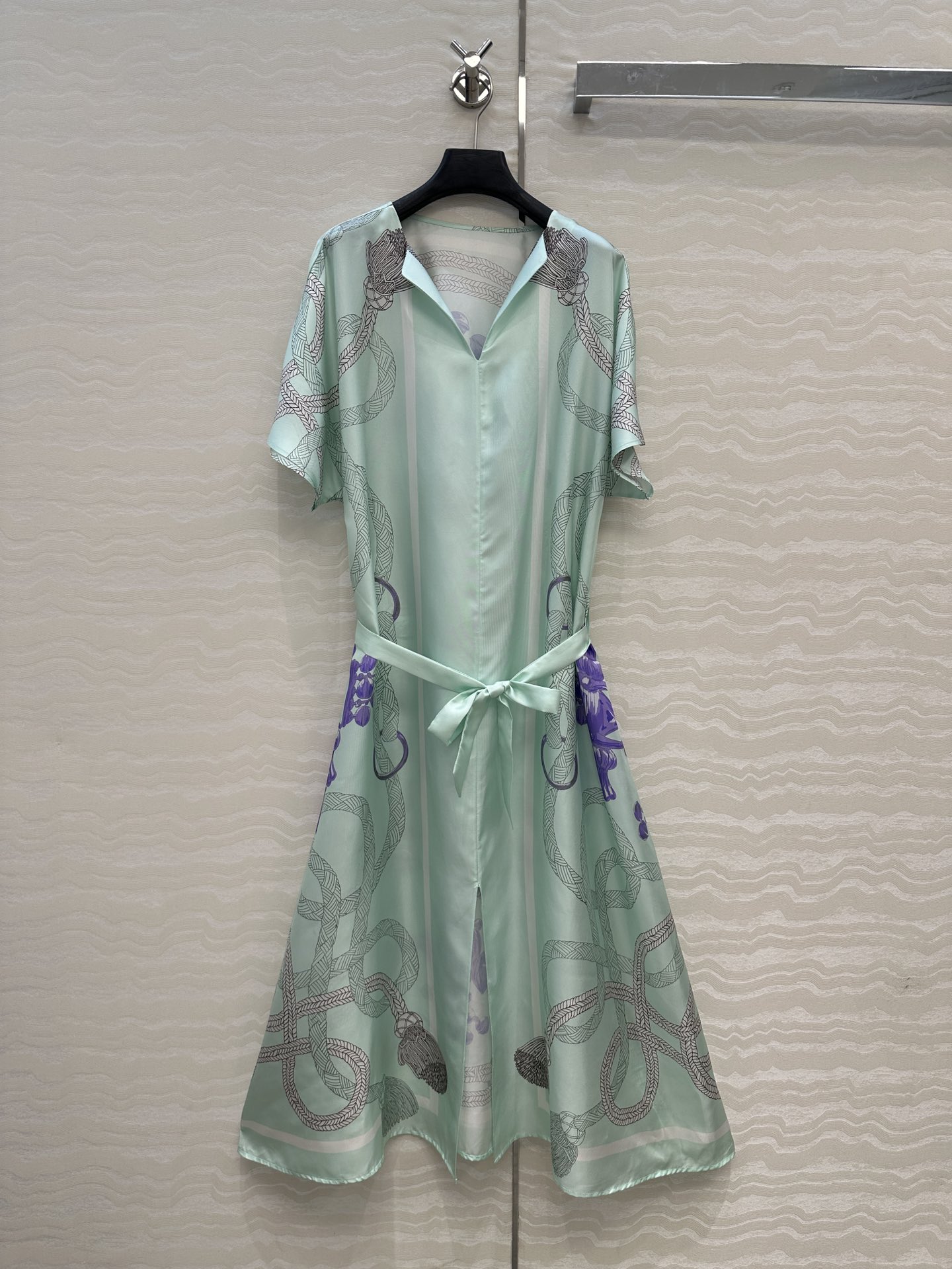 独家首发，原单品质💕 H系25s早秋新品卡夫坦开叉连衣裙！💕薄荷绿Palefroi Remix图案定位印