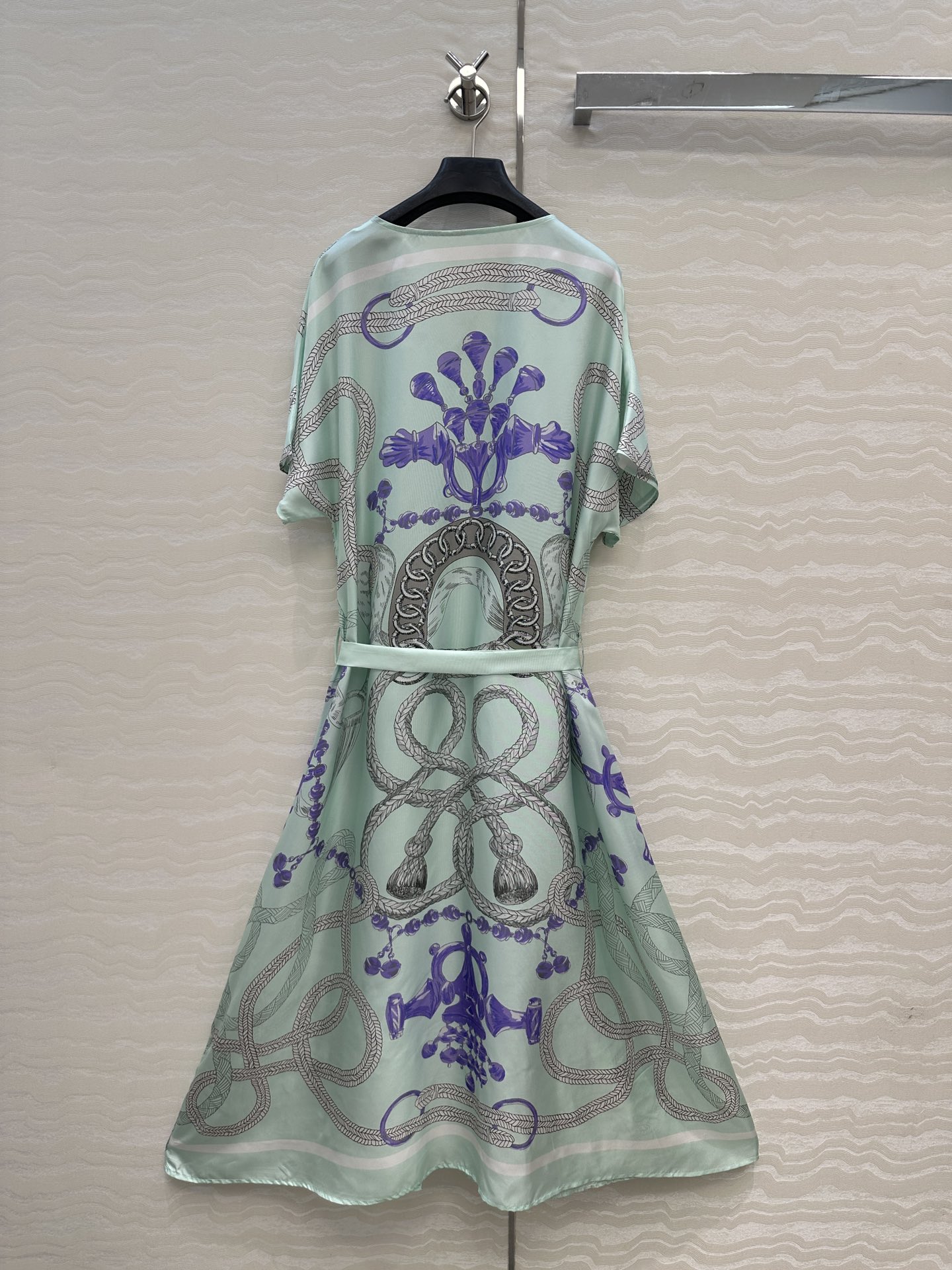 独家首发，原单品质💕 H系25s早秋新品卡夫坦开叉连衣裙！💕薄荷绿Palefroi Remix图案定位印