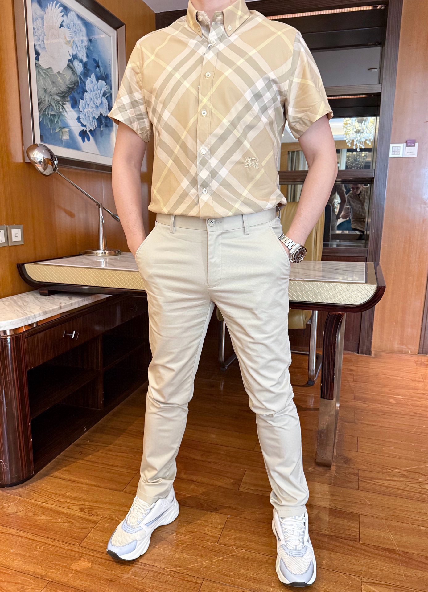 NO:477140,Tommy-2025 latest casual pants shipped, hot-selling items in Europe and the United States!  Selected Italian imported fine cotton + recycled fiber fabric with a straight slim fit design, the brand logo on the front pocket and the brand English on the back pocket show taste, which is definitely a business and casual boutique. The number is 29-38 (model 173/130 wears 31, with Hong Kong Lane Crawford gift box packaging),,alexander wang19860909汤米-2025最新款休闲裤出货 欧美热销单品！精选意大利进口精棉+再生纤维面料搭配直筒修身设计,前袋口的品牌标志和后袋上的品牌英文彰显品味 绝对是商务休闲精品.码数29-38（模特173/130穿31,配香港连卡佛礼盒包装）,,alexander wang,Men's clothing