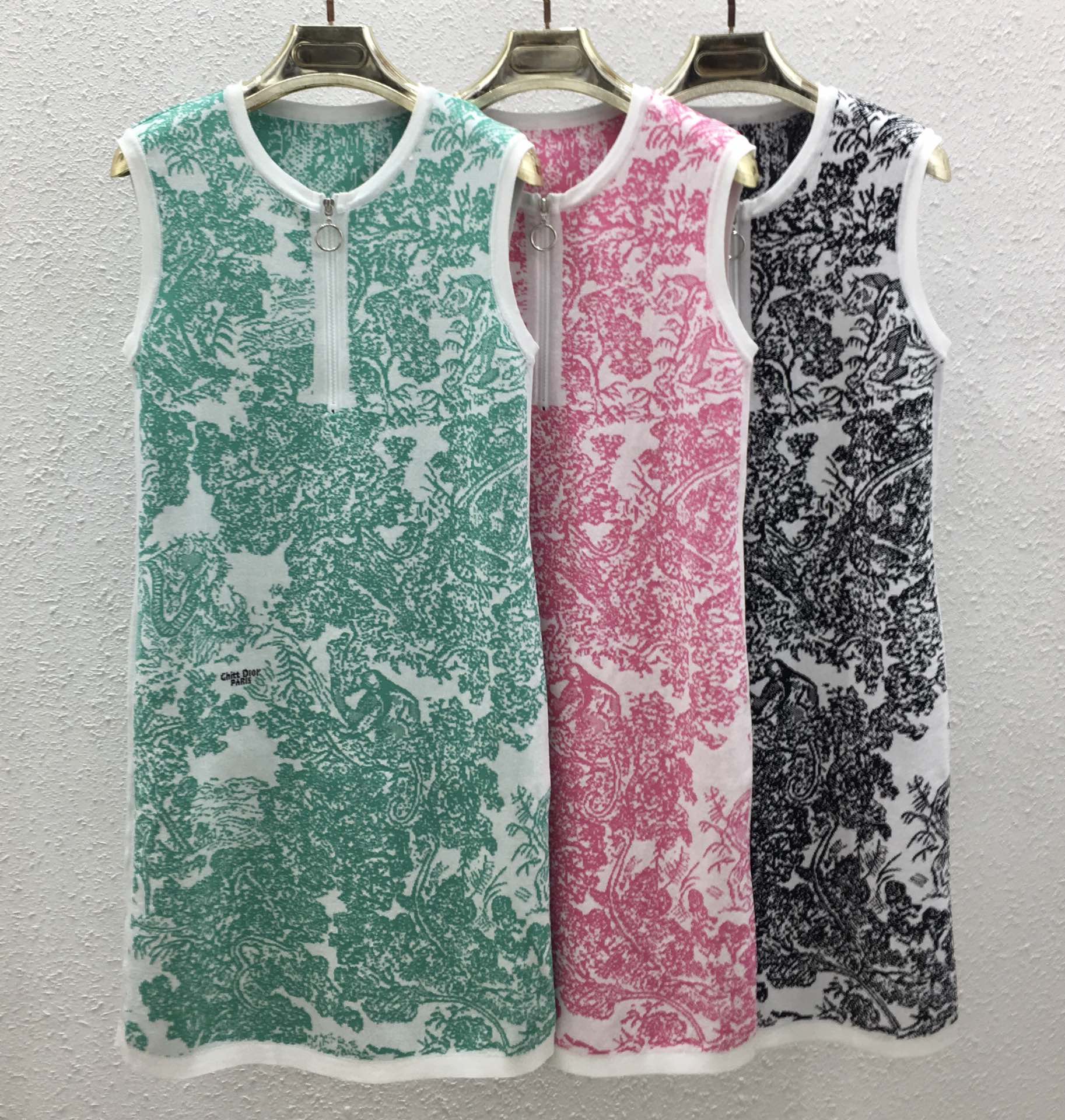 NO:457007,130250232 Dijia Animal Jungle Zipper Round Neck Knitted Dress SML Black, Pink, Green, Dior, Skirts, Alexander Wang19860909130250232 迪家动物丛林拉链圆领针织连衣裙 SML 黑色、粉色、绿色,,dior,skirts,alexander wang,Women's clothing