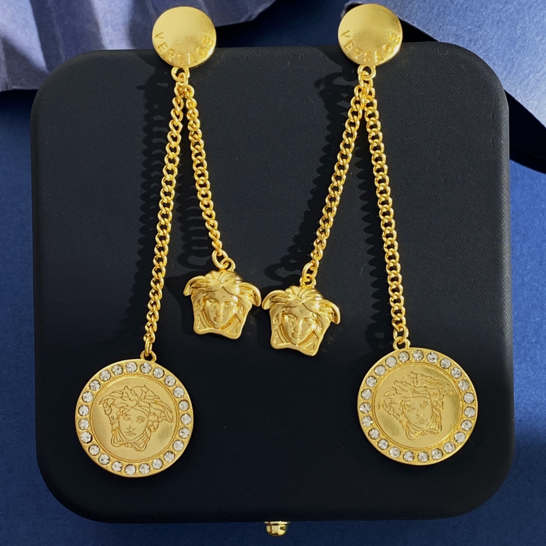 VS94 p285 Versace, a long chain of beauties with a drilled round, long ear nails - 图片 1