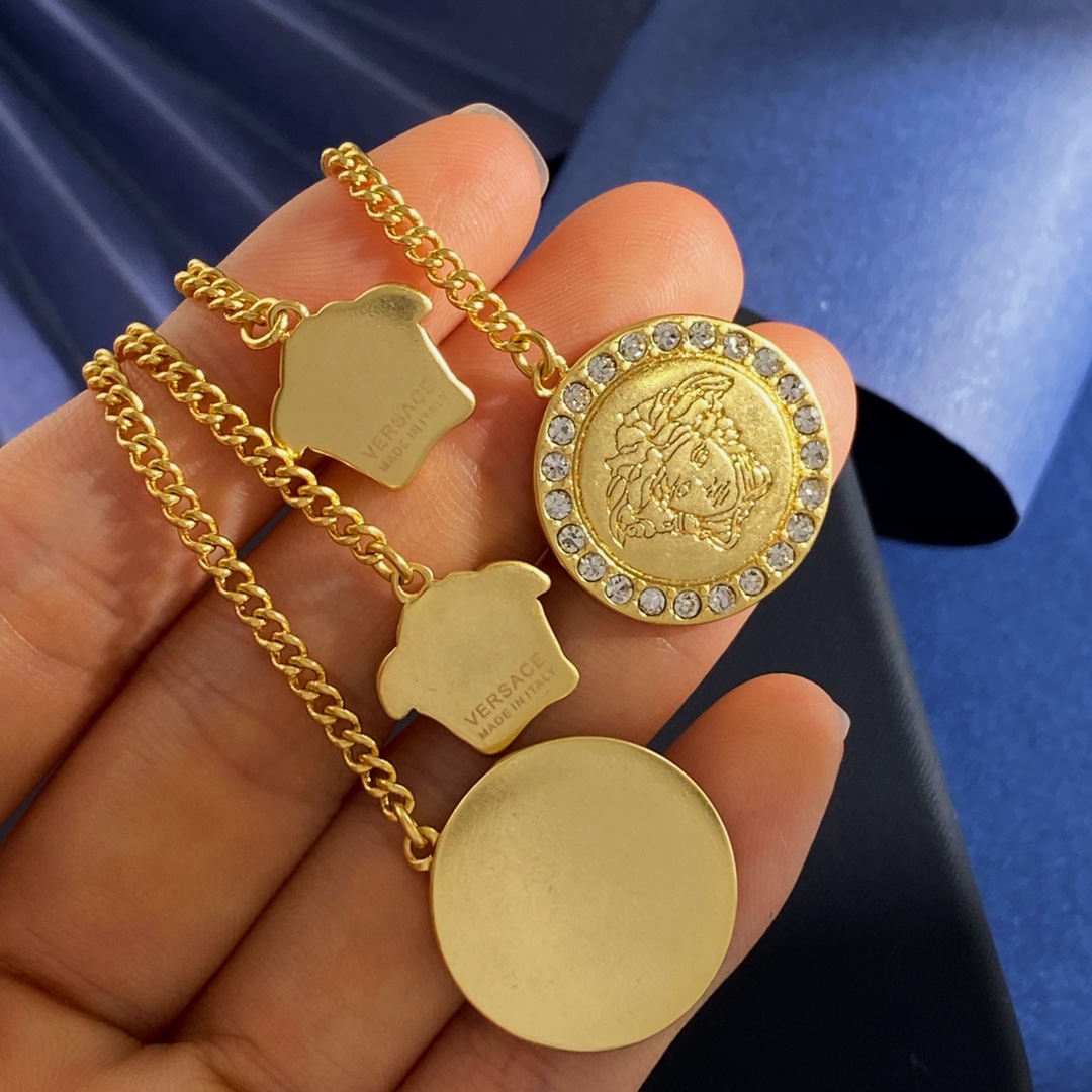 VS94 p285 Versace, a long chain of beauties with a drilled round, long ear nails - 图片 9