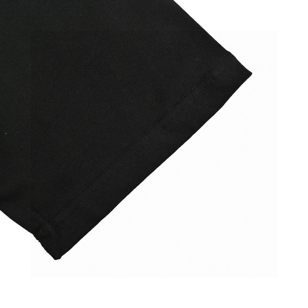 路易威登/Louis Vuitton 夏季新款 经典项链吊坠彩色字母圆领短袖T恤 黑色/白色