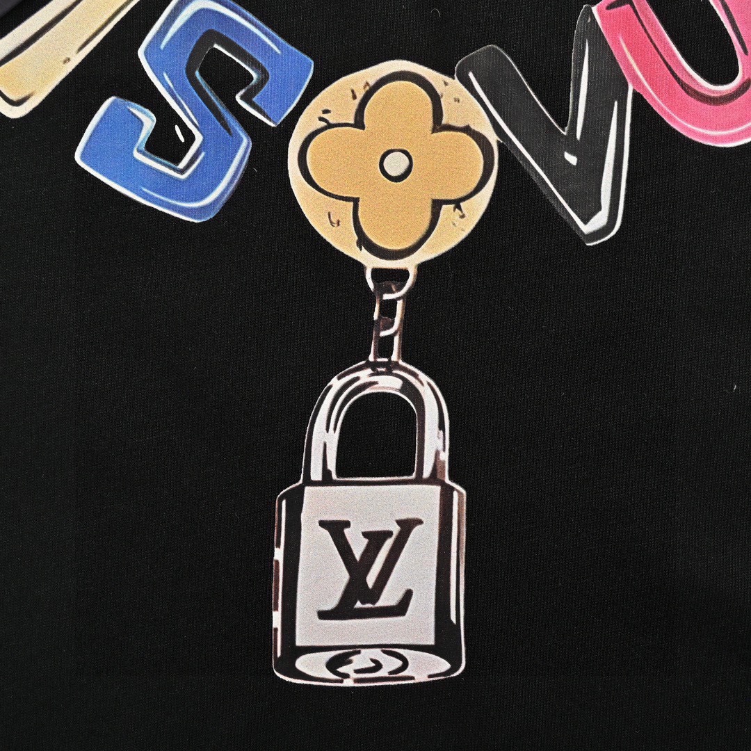 路易威登/Louis Vuitton 夏季新款 经典项链吊坠彩色字母圆领短袖T恤 黑色/白色