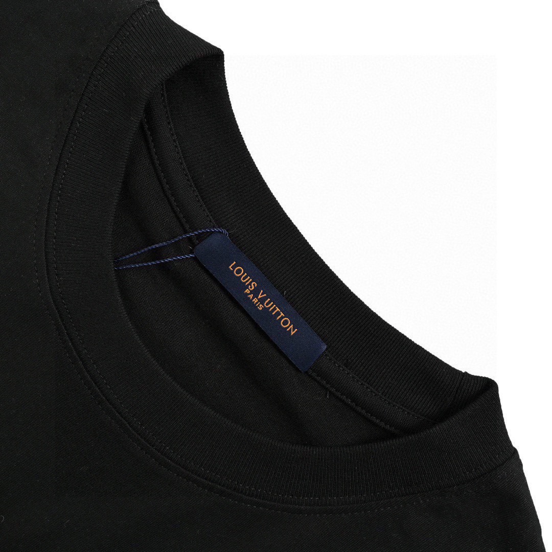 路易威登/Louis Vuitton 夏季新款 经典项链吊坠彩色字母圆领短袖T恤 黑色/白色