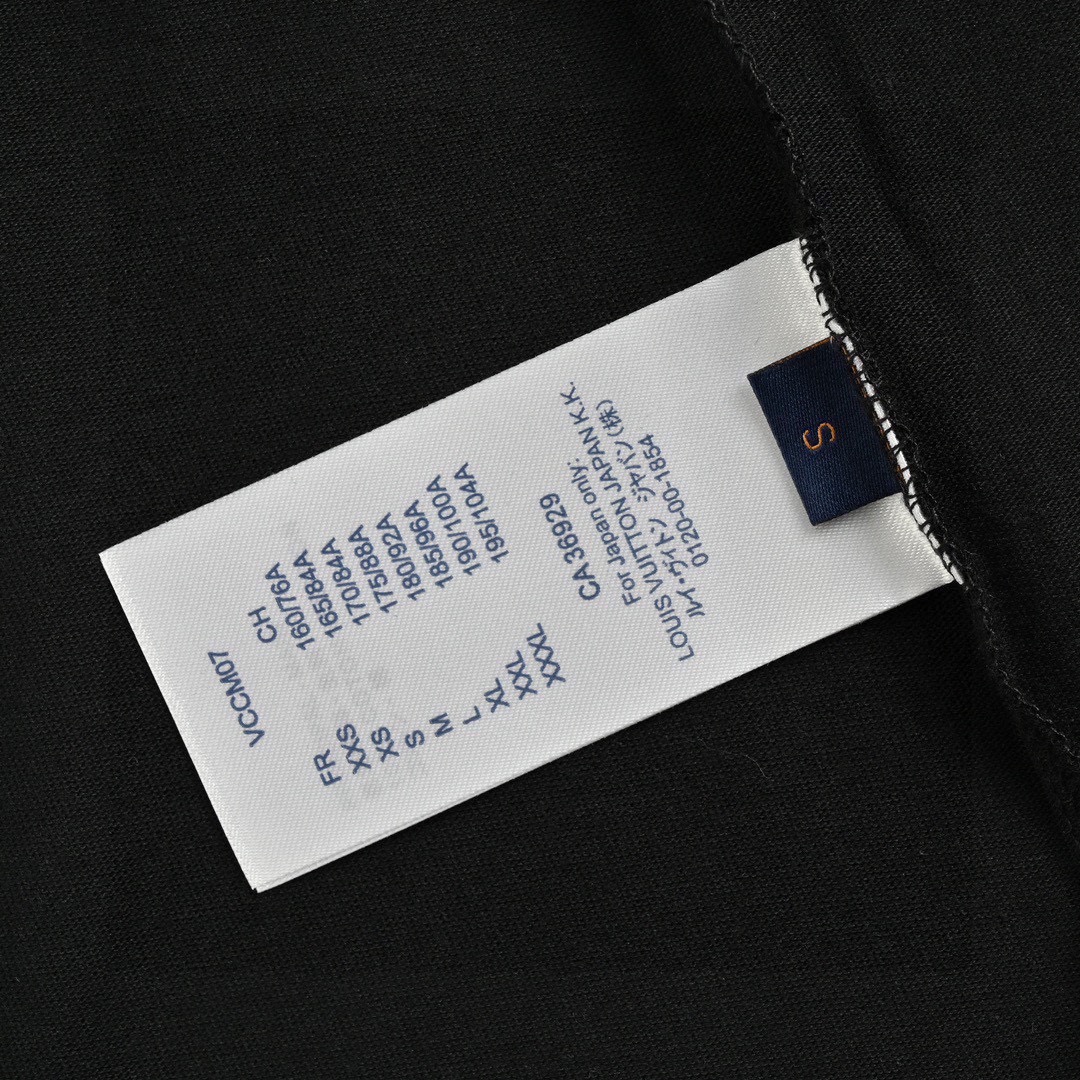 路易威登/Louis Vuitton 夏季新款 经典项链吊坠彩色字母圆领短袖T恤 黑色/白色