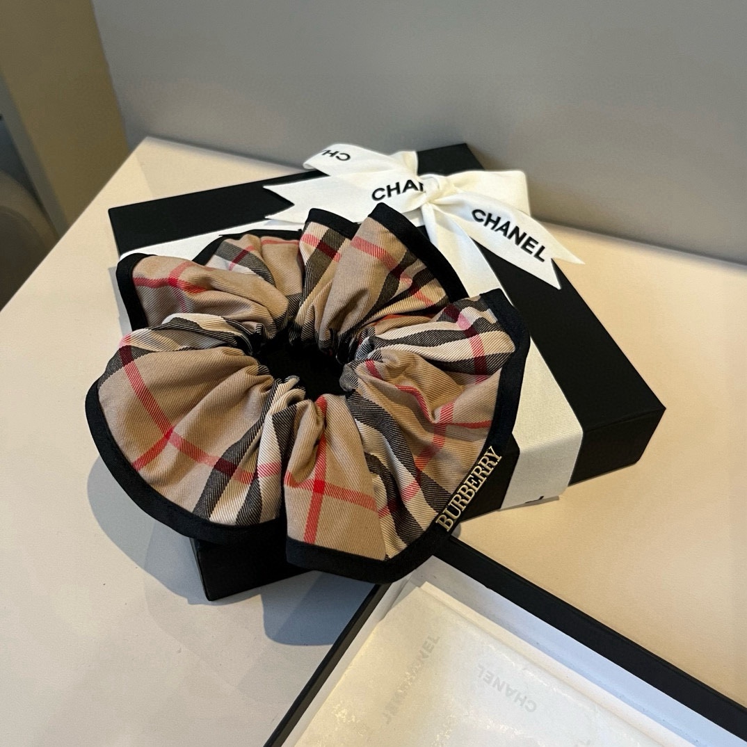 🆕

Burberry巴宝莉格子发圈