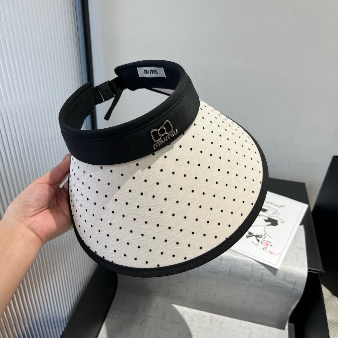 NO:358877,Miumiu Miu new polka dot empty top sun hat, sun headband hat, straw hat fisherman hat baseball hat, hat, miumiu, espadrilles, hatsmiumiu缪缪新款波点空顶遮阳帽,遮阳发箍帽子草帽渔夫帽棒球帽,帽子,miumiu,espadrilles,hats,hat