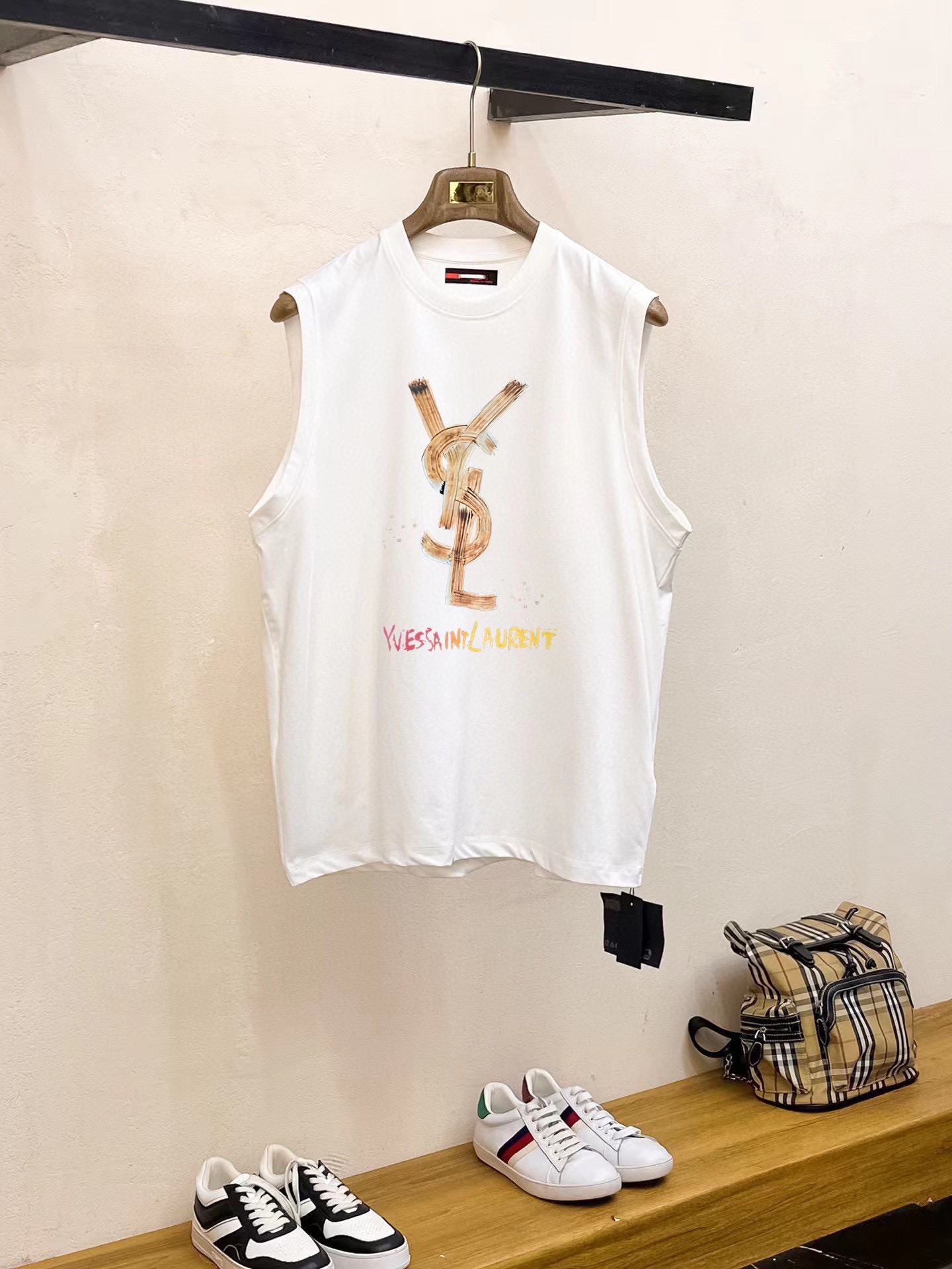 Saint Laurent 品牌【YSL圣罗兰】2025夏季新品背心T袖 简约款式 任何人都可以轻松驾驶 进口定制丝光棉面料 手软舒适有型 吸汗透气