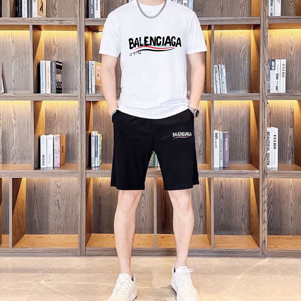 Balenciaga 品牌【BALENCIAGA 巴黎世家】 2025新款男士短袖短裤套装 销售 市面高端版本 手感细腻柔软 让你穿着更加舒适 立体裁剪版型超赞 尺码:M-5XL下单请报身高体重