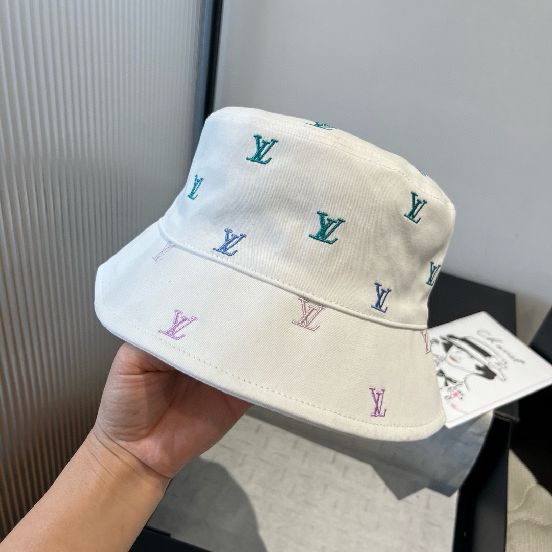 NO:358915,lv new fisherman hat, 25 years new counter style, head circumference 57cm hat, straw hat fisherman hat baseball hat, hat, louis vuitton, espadrilles, hatslv新款渔夫帽,25年专柜新款,头围57cm帽子草帽渔夫帽棒球帽,帽子,louis vuitton,espadrilles,hats,hat