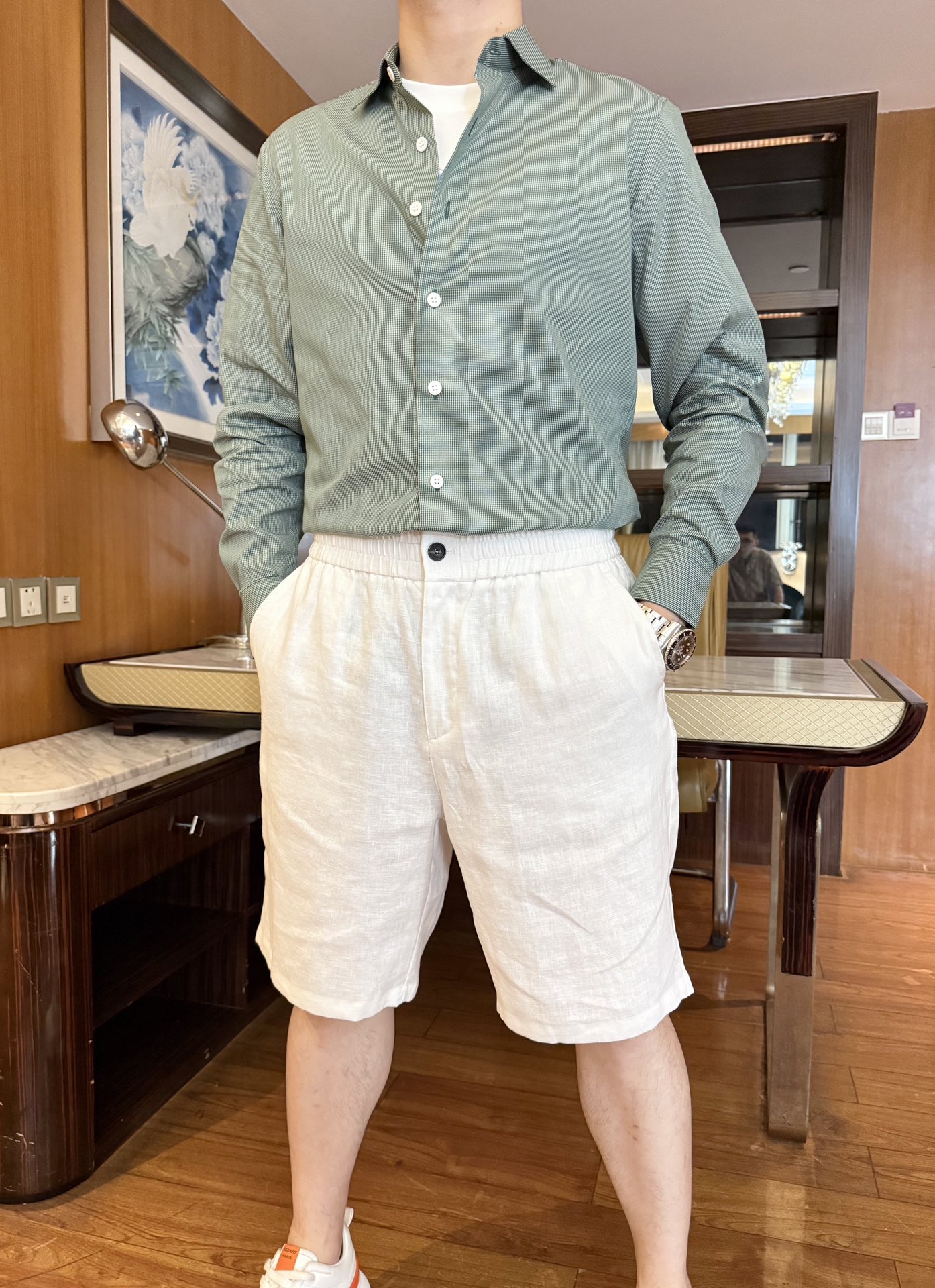 NO:480233,Jenia-2025 latest hit (original standard) shirts are shipped and released simultaneously in Europe and the United States!  Selected Italian custom-made cotton fabrics with simple and elegant designs, fine plaids show elegance, business and leisure are very good. Number of codes 38-42 (model 173/130 wears 38, with Hong Kong Lane Crawford gift box packaging), zegna, alexander wang19860909杰尼亚-2025最新爆款（原标）衬衣出货 欧美同步发售！精选意大利定制精棉面料搭配简约大方的设计,细格纹彰显雅致 商务休闲都非常不错.码数38-42（模特173/130穿38,配香港连卡佛礼盒包装）,,zegna,alexander wang,Men's clothing