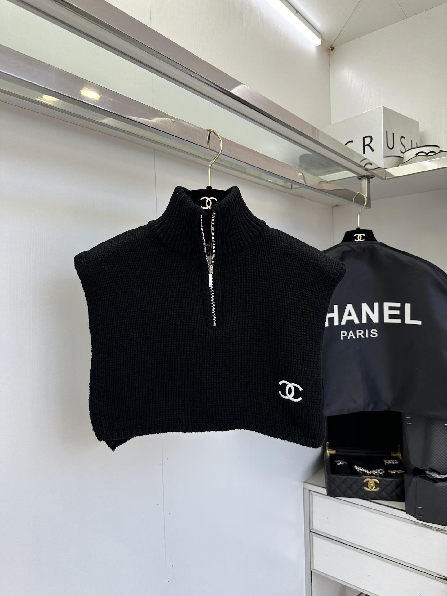 Chanel Cashmere Turtleneck Collar - Stylish & Versatile Layering Piece 7 i1753582696 9662 5