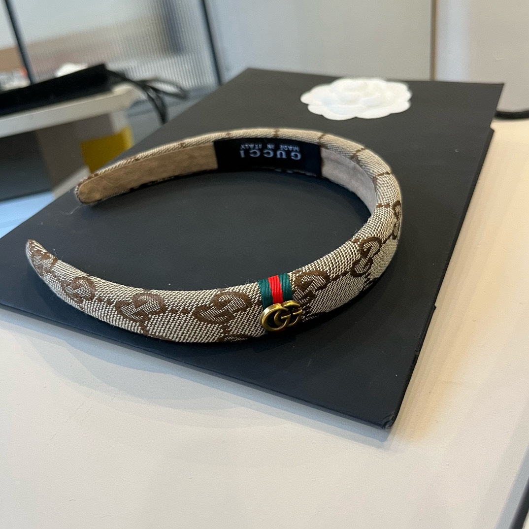 🆕

 Gucci古奇发箍1.5cm