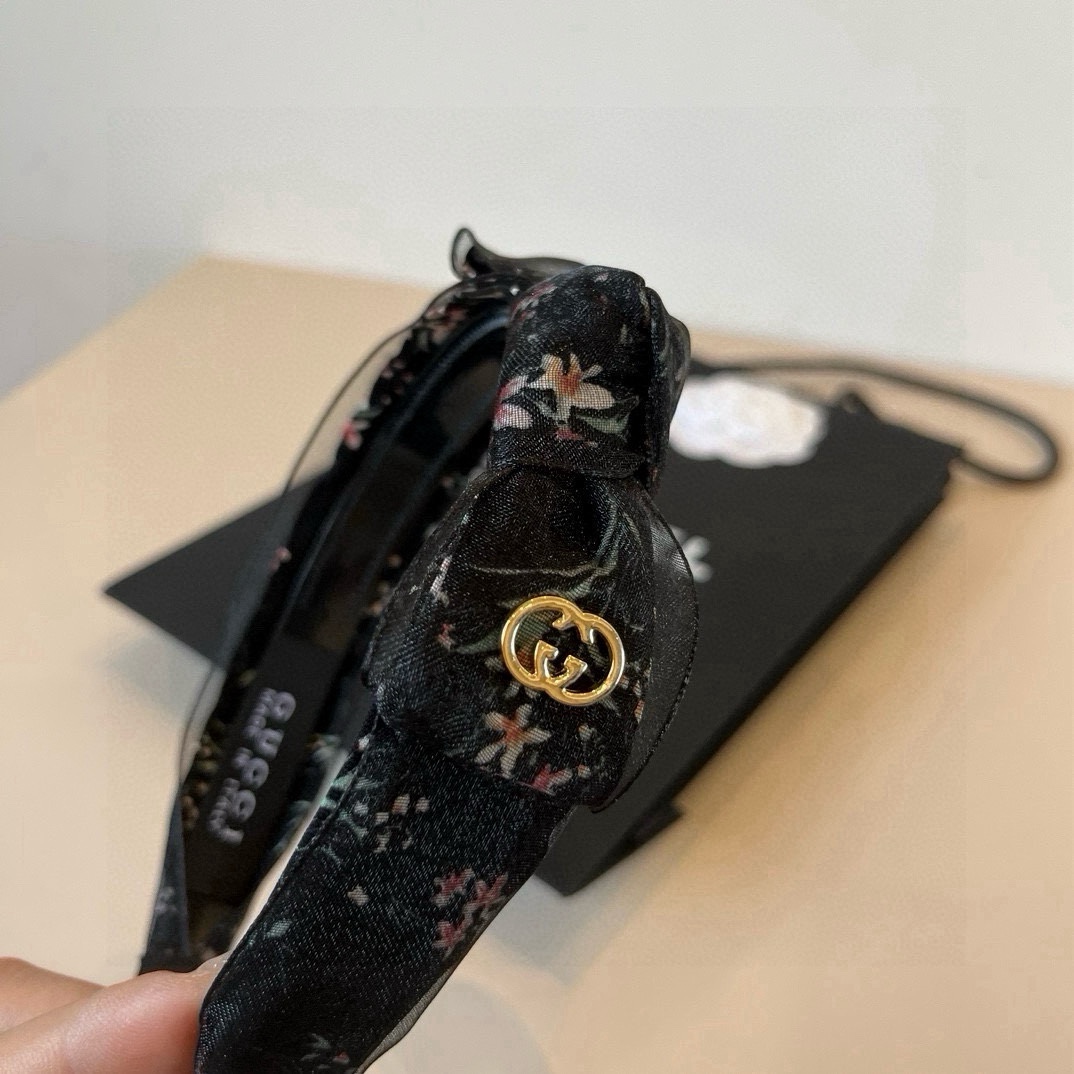 🆕

Gucci古奇 2025新款碎花头箍，蝴蝶结🎀发箍