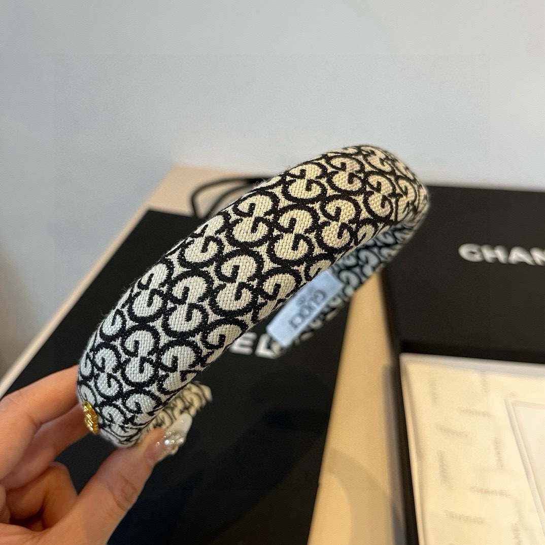 🆕

Gucci古奇新款发箍