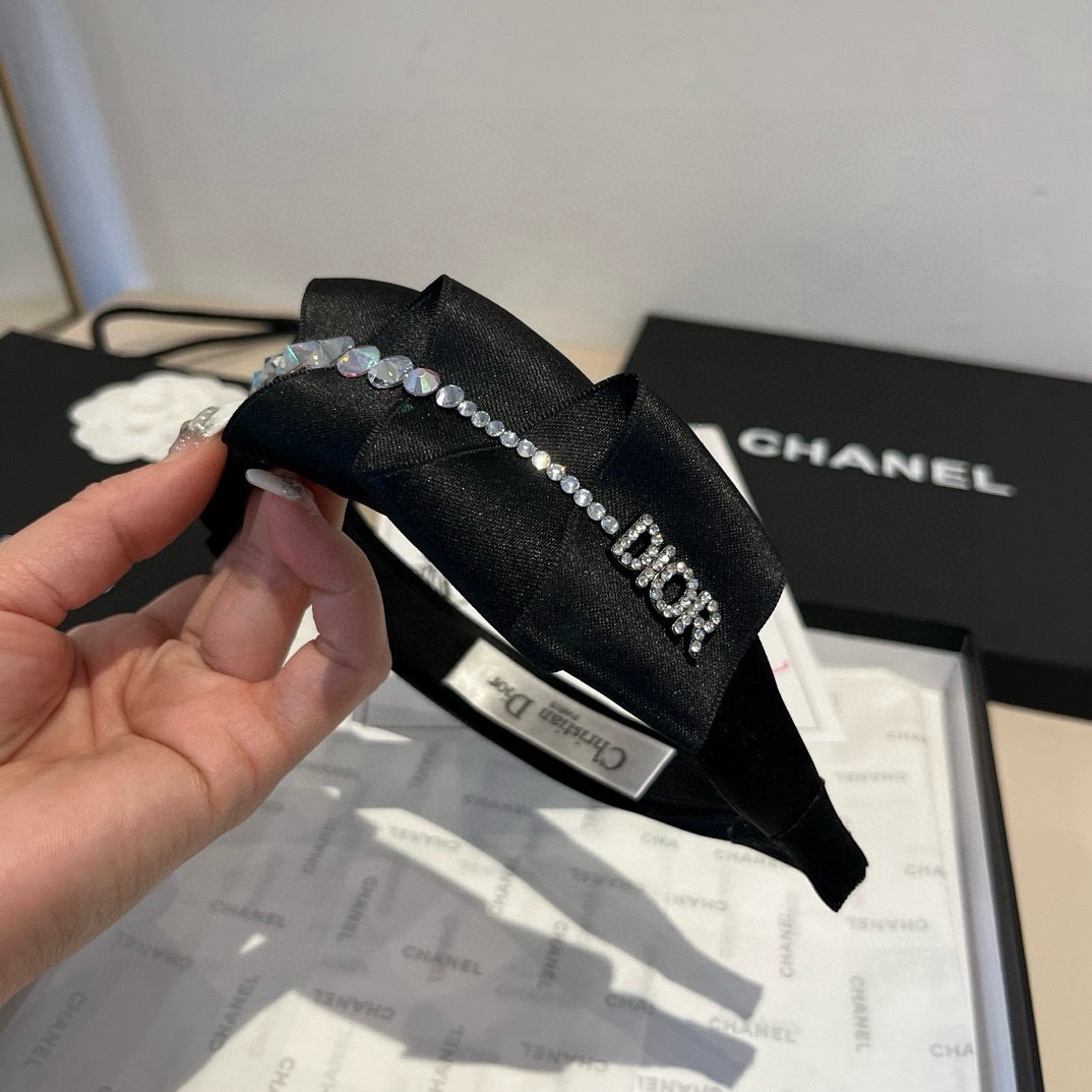 🆕

Dior迪奥新款发箍