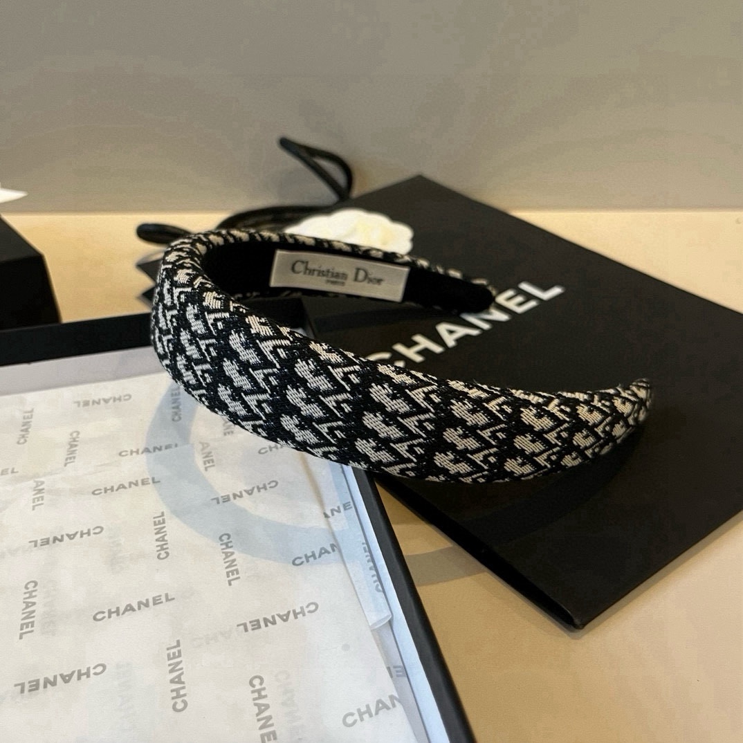 🆕

Dior迪奥新款发箍