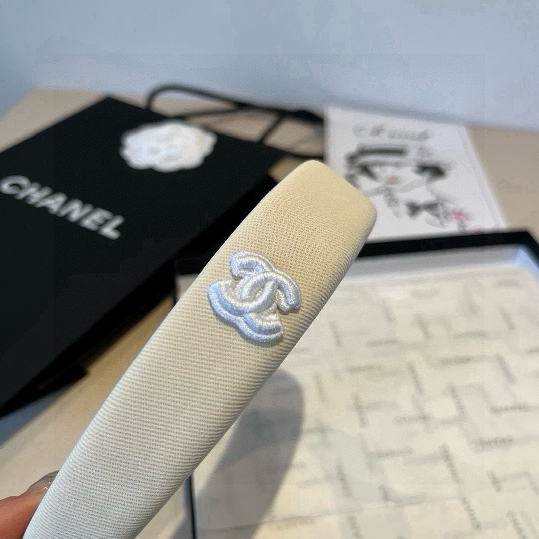 🆕

Chanel香奈儿新款发箍