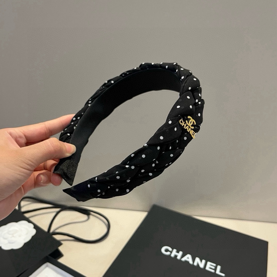 🆕


chanel 香奈儿新款发箍