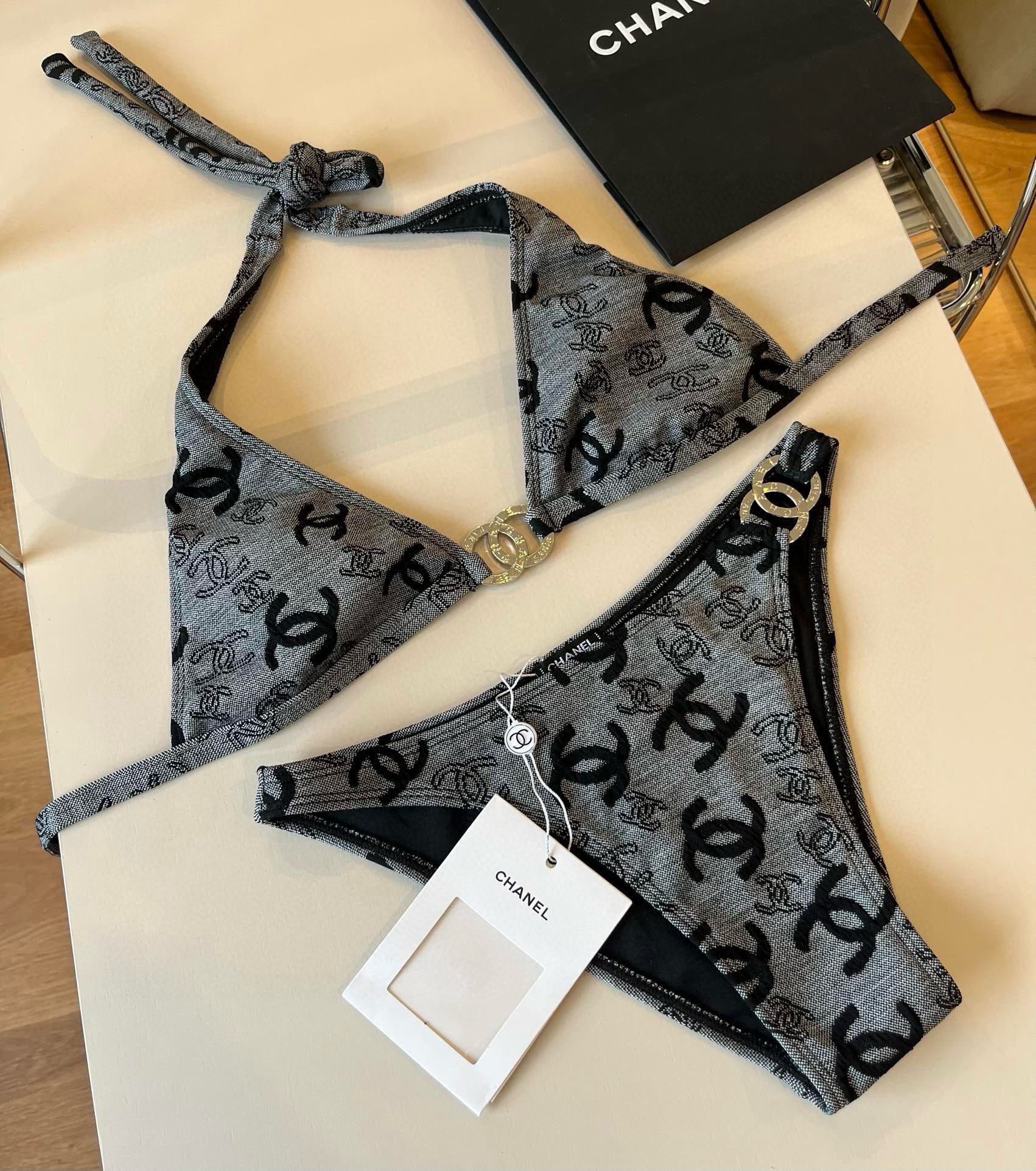 🆕

Chanel香奈儿比基尼泳衣 最新面料S M L XL